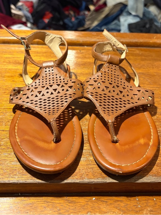 Jessica Simpson Shoes - Womens Jessica Simpson sandals size 8